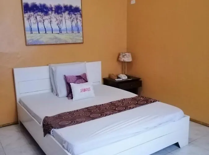 Germaroze Motel 3*